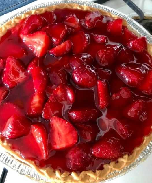 Big Boy’s Fresh Strawberry Pie – Don’t Lose This